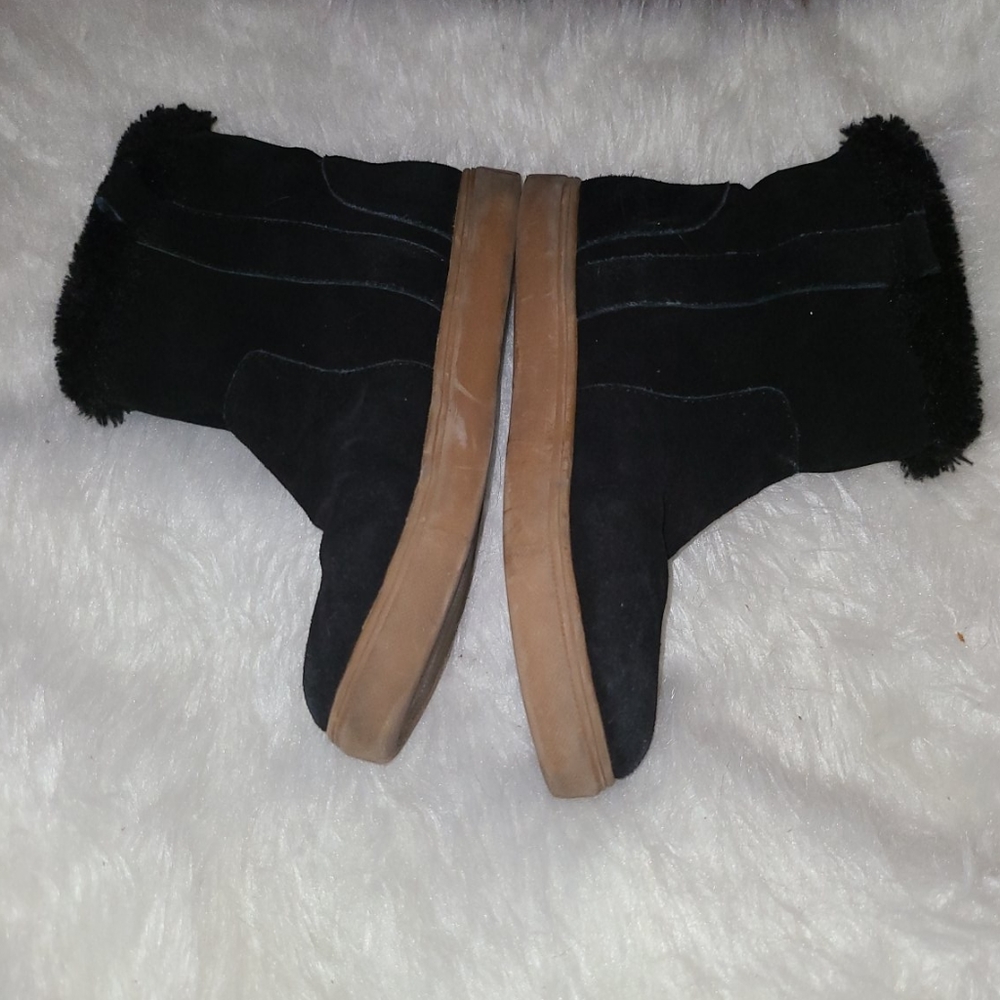 Steve Madden S.  6.5 Black Suede Leather